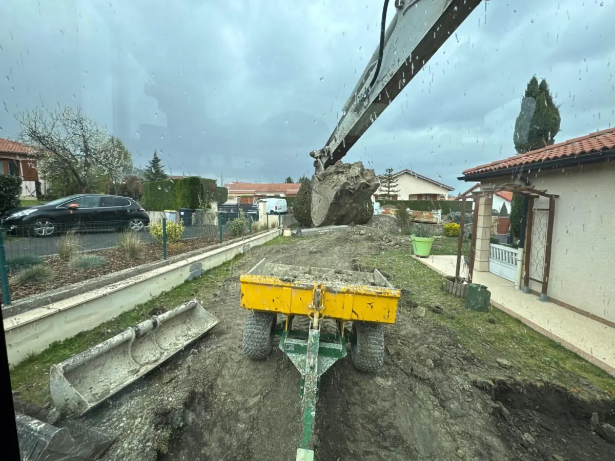 Piscine béton 7,5 x 2,9 à Cébazat
